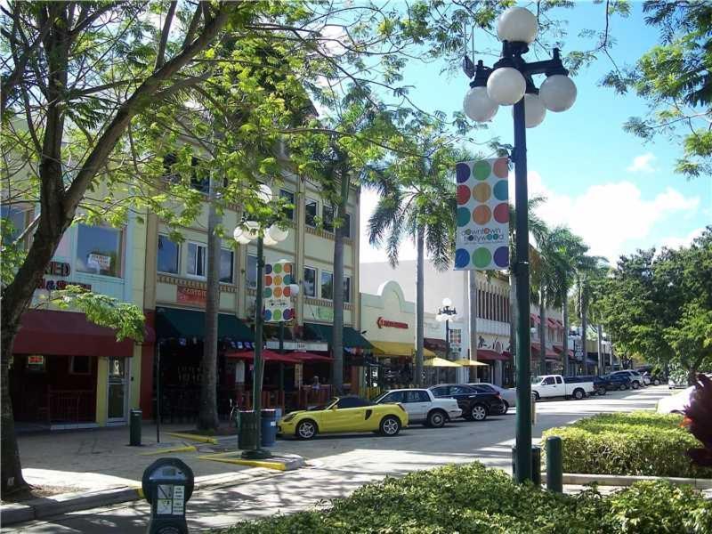 Downtown Hollywood Beach Students' Dorm Hostel Εξωτερικό φωτογραφία